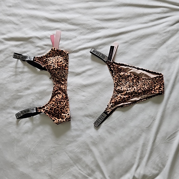 VS  Shine Strap Scoop Bikini Set - Picture 6 of 8